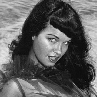 Instagram Profile bettiepage