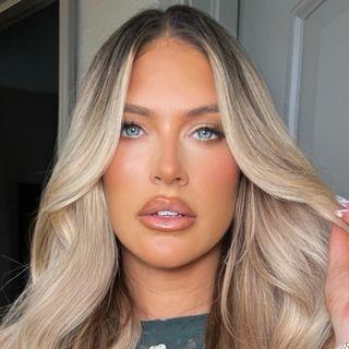 Instagram Profile thebarbieblank